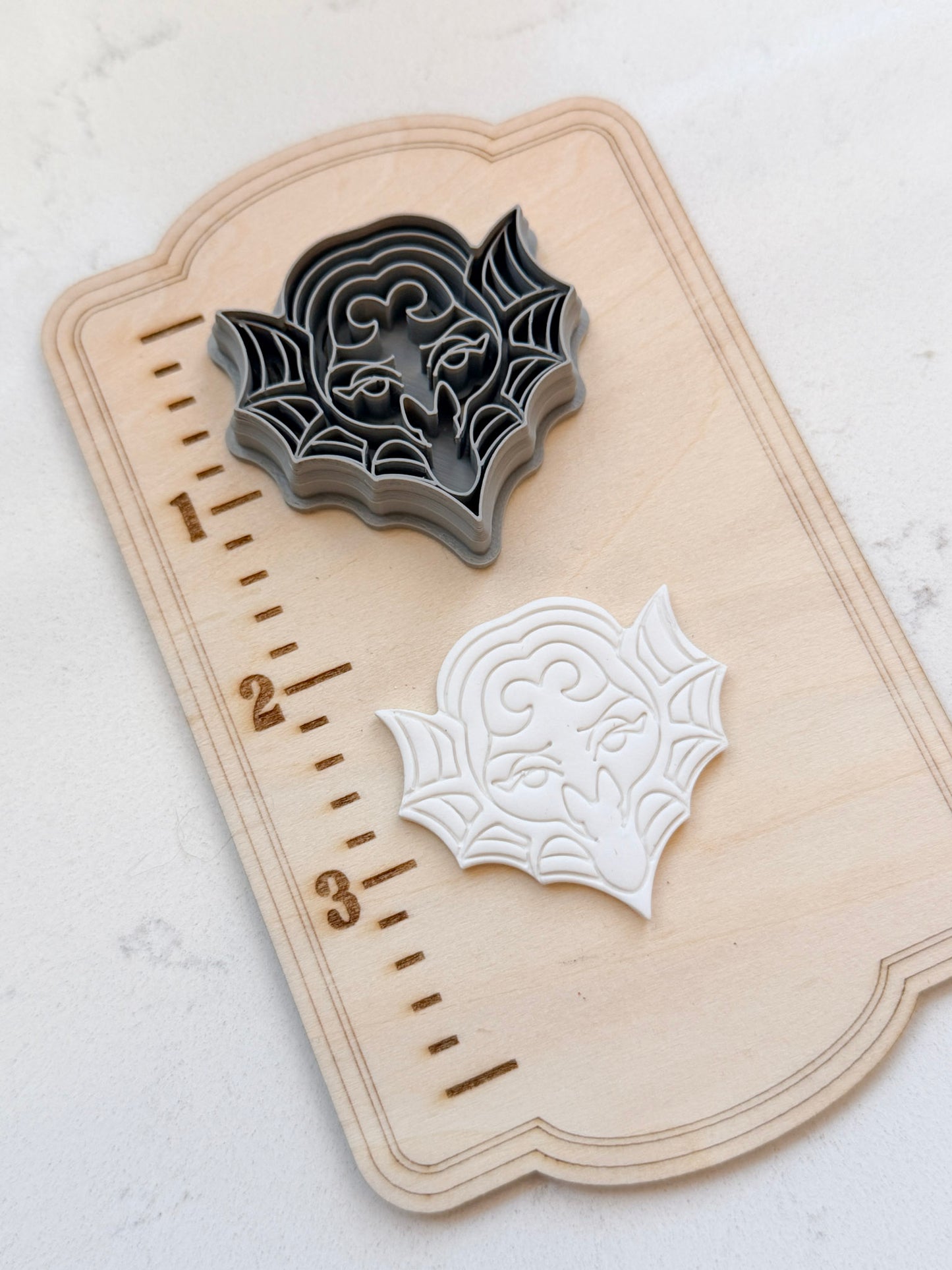 PIN UP BAT FACE | FALL AUTUMN | POLYMER CLAY CUTTERS