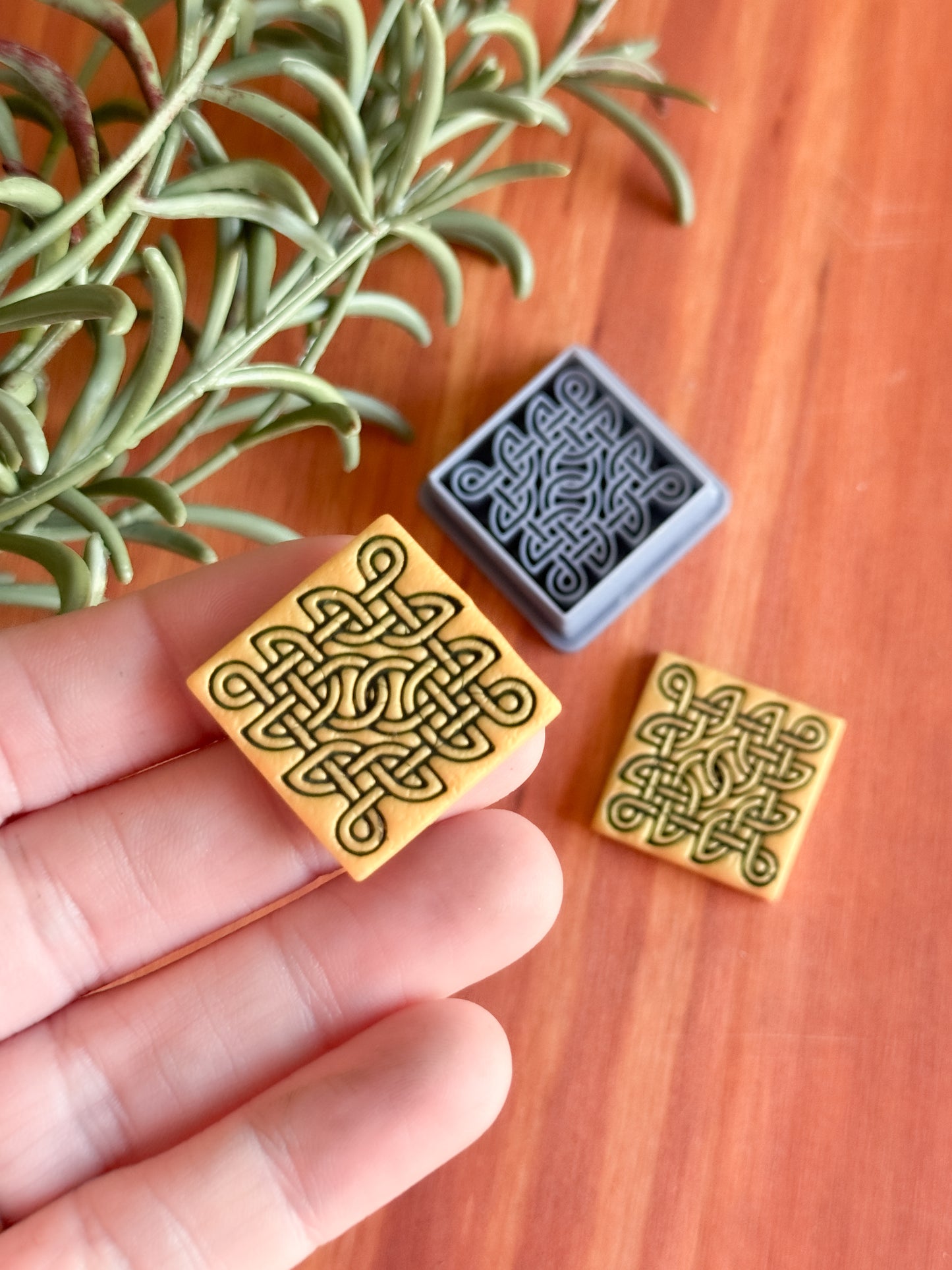 CELTIC SQUARED KNOT | IRISH ST PATRICKS DAY | CLAY CUTTER