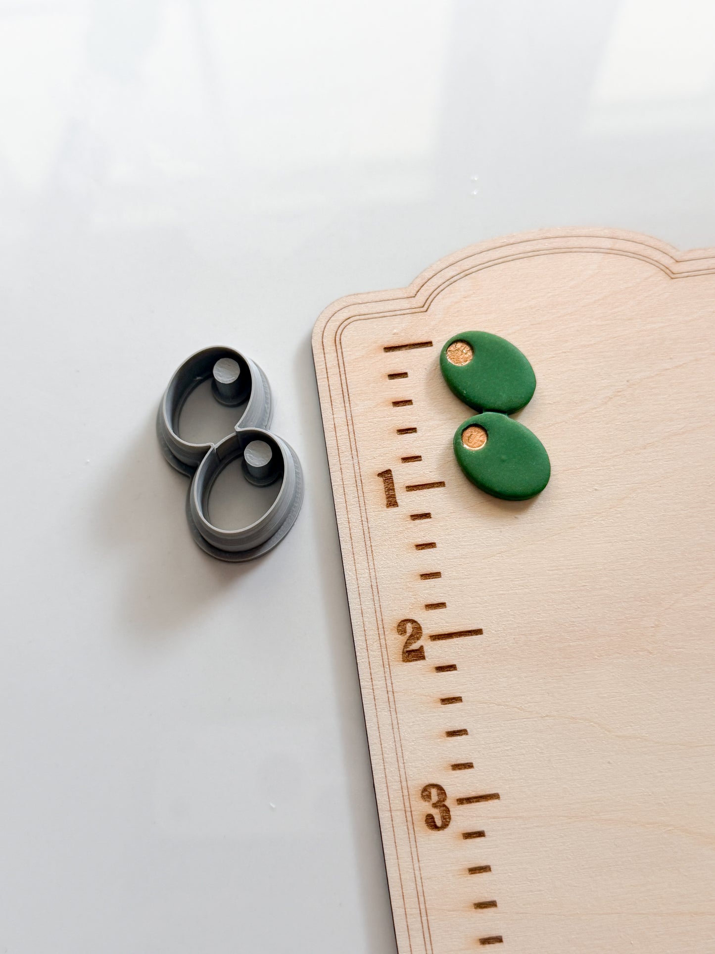 TWO OLIVES | OCEAN | SUMMER | CLAY CUTTERS