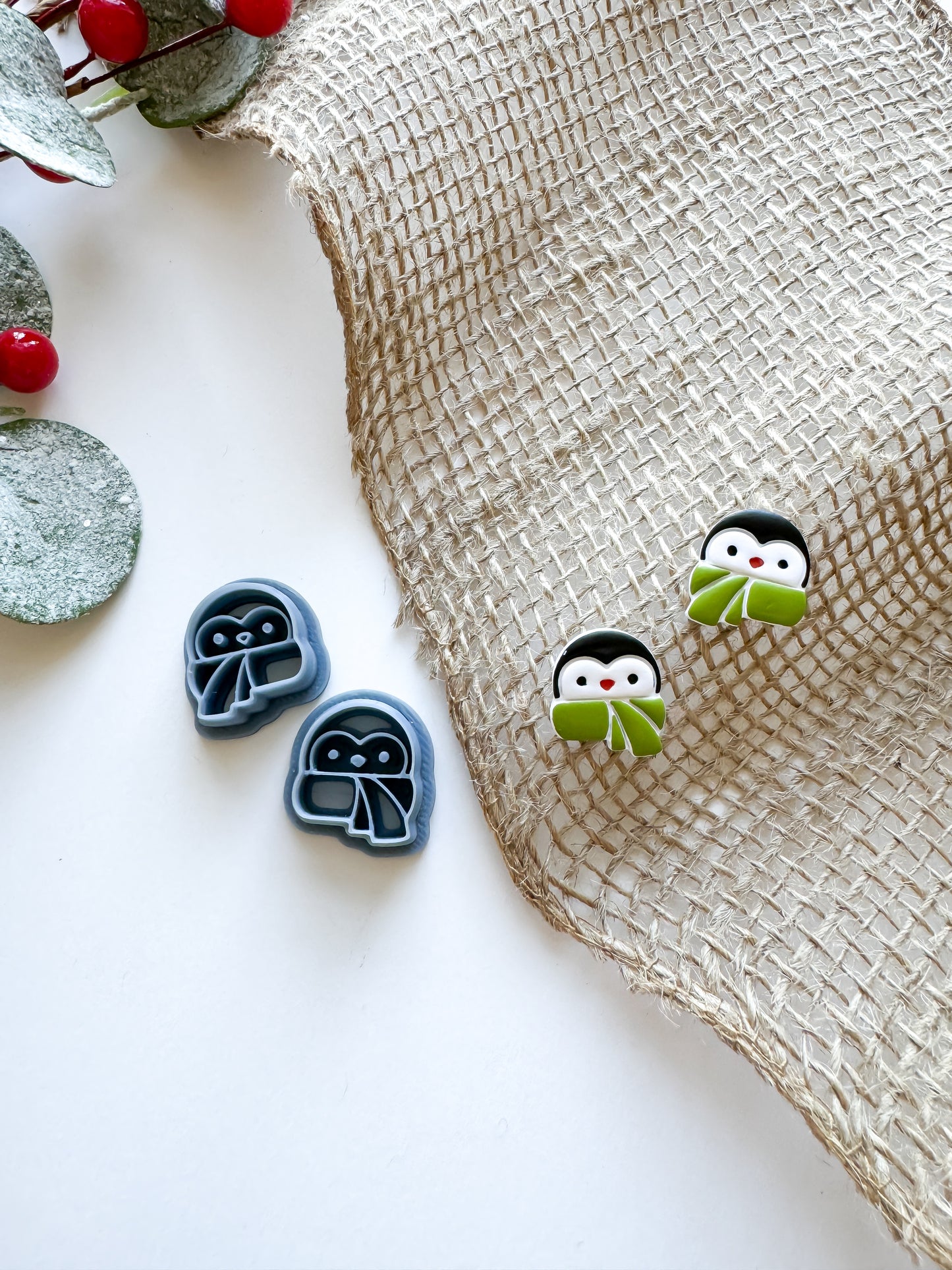 PENGUIN HEAD STUD | CHRISTMAS | CLAY CUTTER