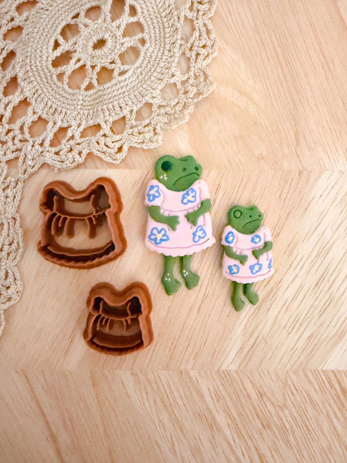 SPRING DRESS | FROG OUTFIT | POLYMER CLAY CUTTERS