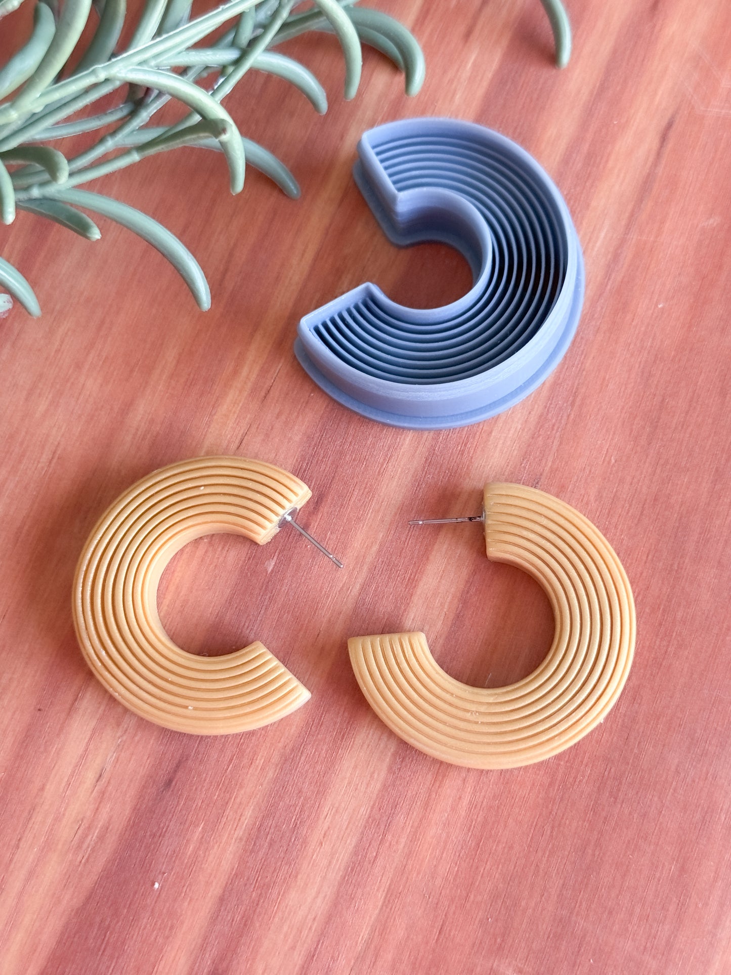 LINE HOOP | CLAY CUTTER