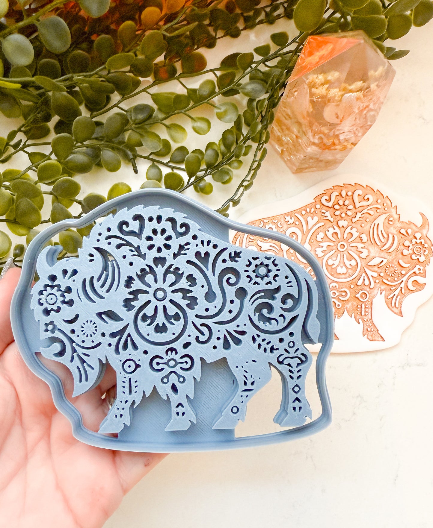 WALL ART | BUFFALO | LARGE CLAY CUTTER