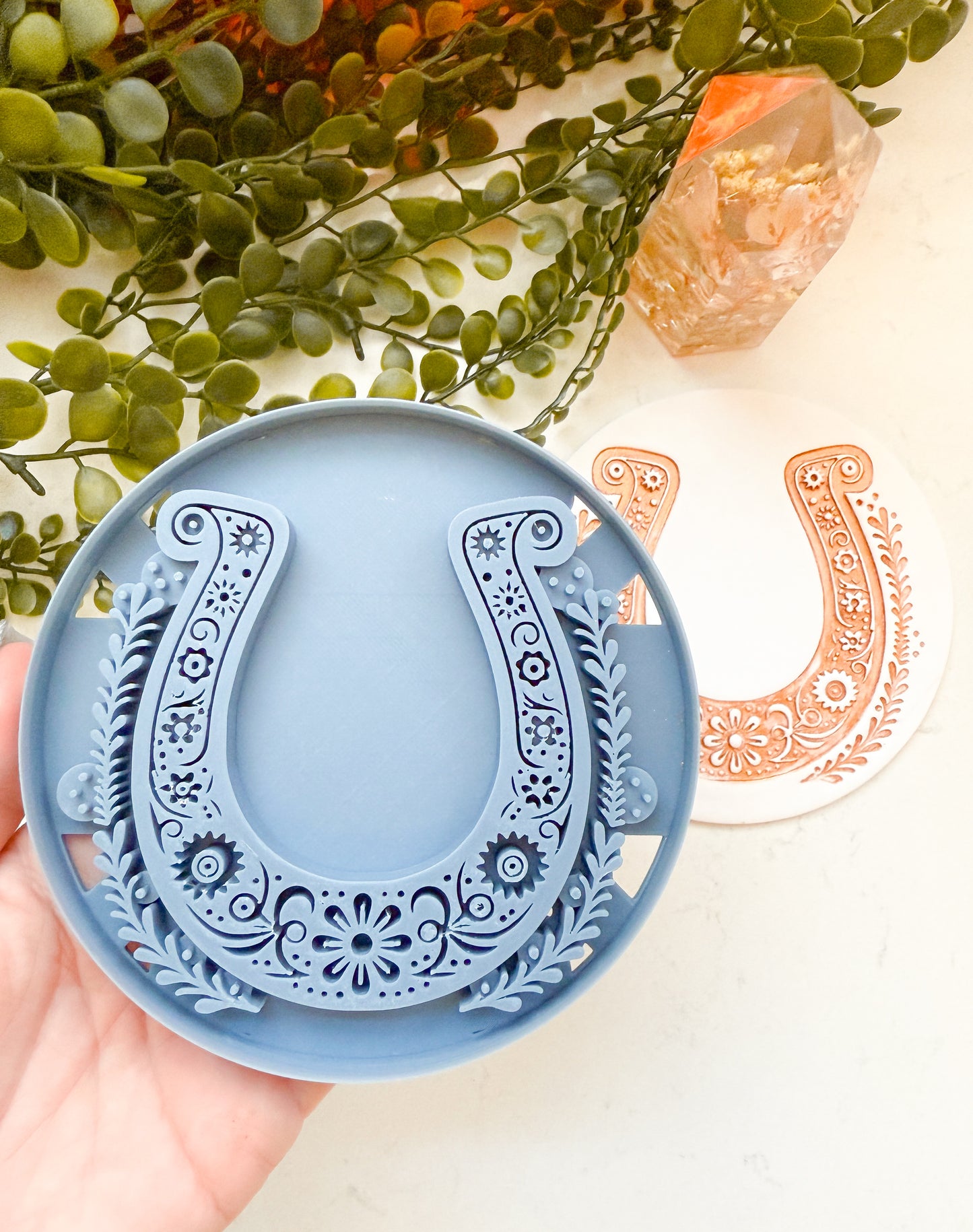 WALL ART | HORSESHOE | LARGE CLAY CUTTER