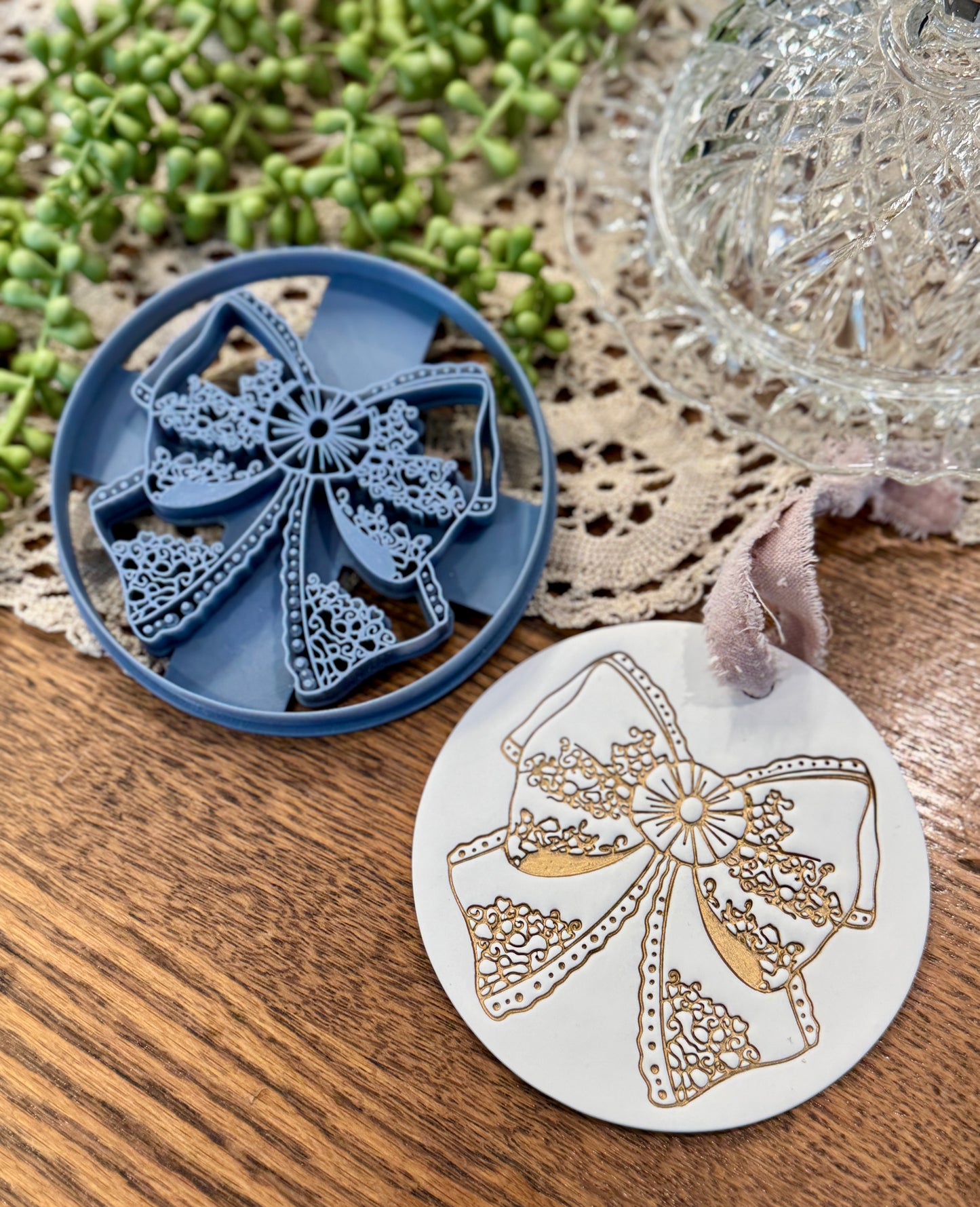 WALL ART | BOW | COQUETTE | LARGE CLAY CUTTER