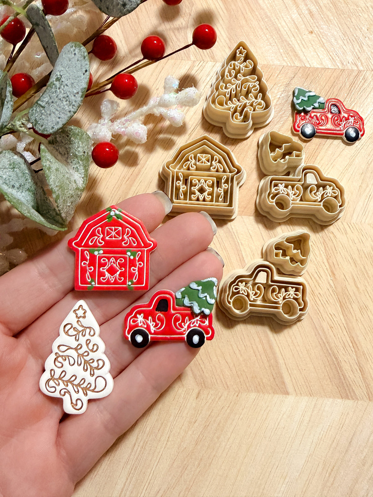 RED BARN CHRISTMAS CLAY CUTTERS | CHRISTMAS | POLYMER CLAY CUTTER