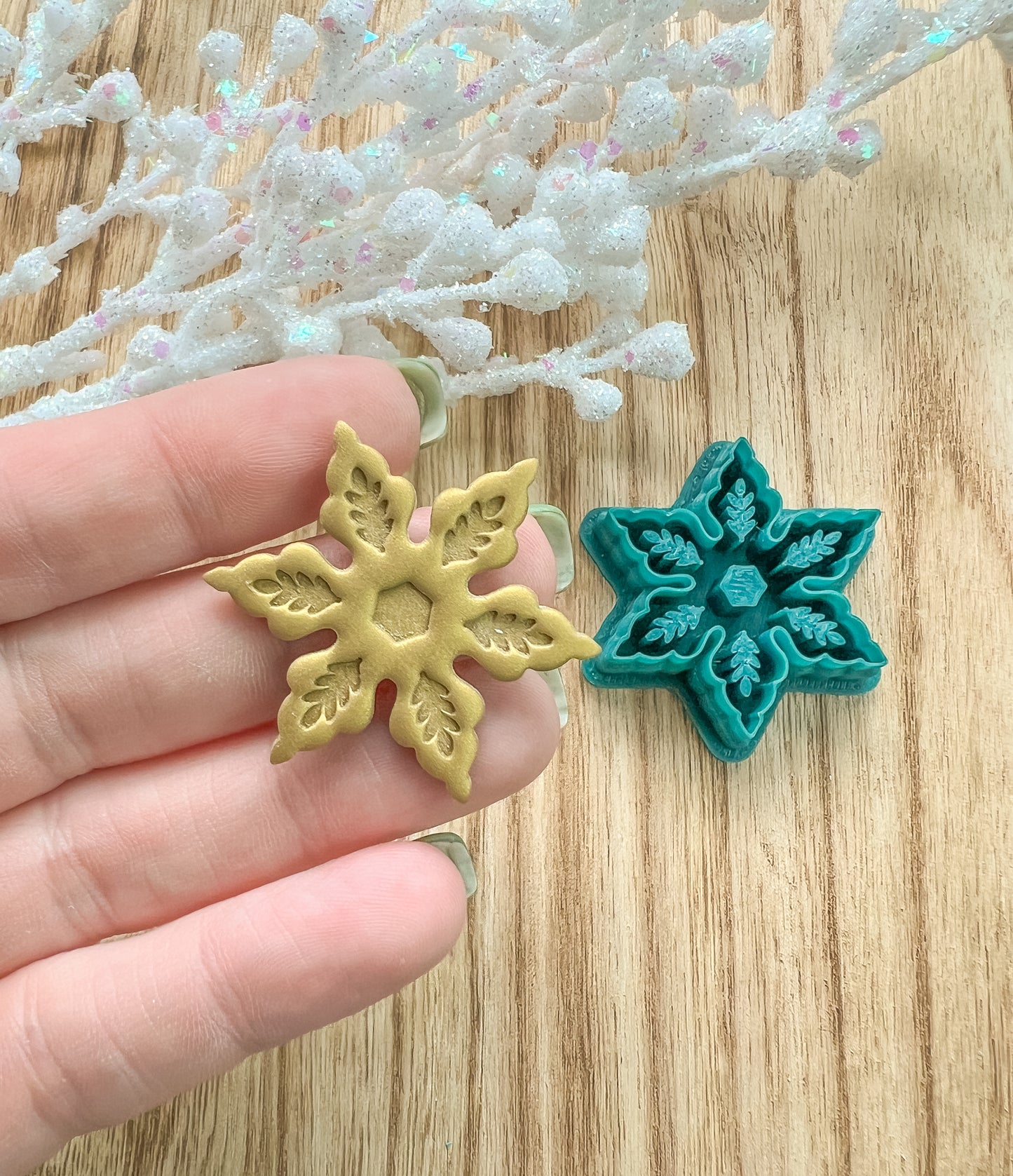 FOLK SNOWFLAKE | CHRISTMAS | CLAY CUTTER