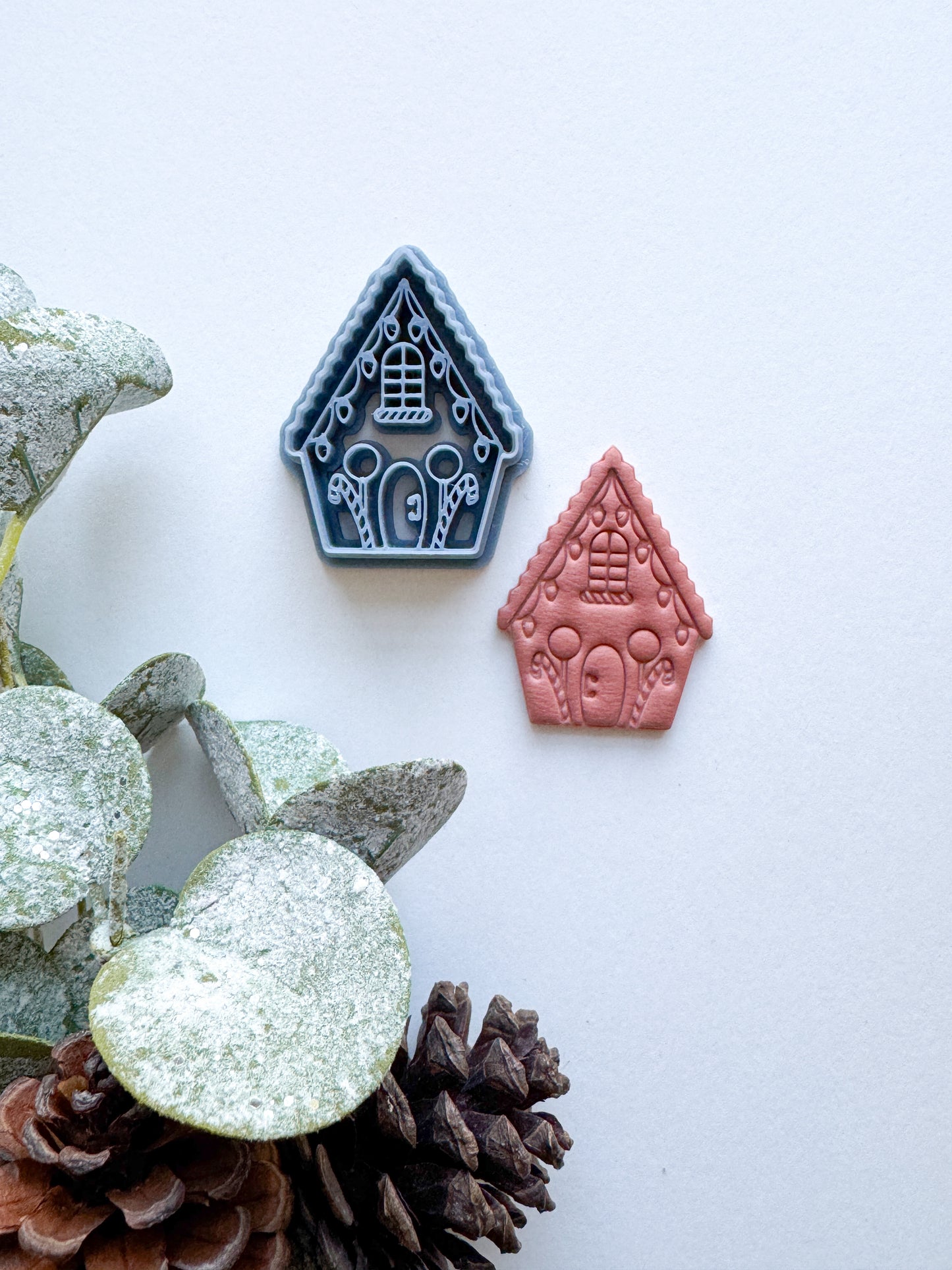 OG GINGERBREAD HOUSE | CHRISTMAS | CLAY CUTTER