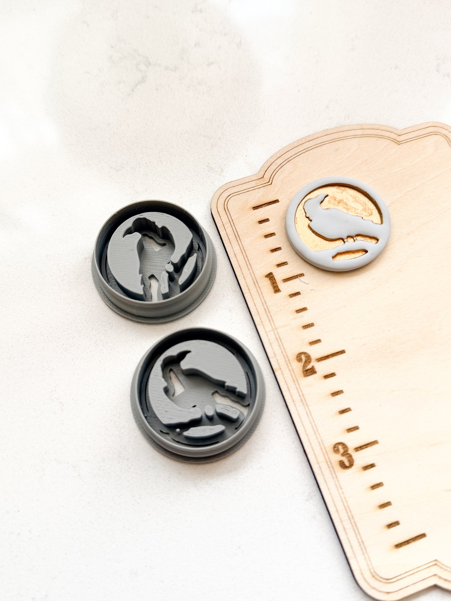 CROW SILOUETTE ROUND | POE.MS | EDGAR ALLEN POE INSPIRED | POLYMER CLAY CUTTERS