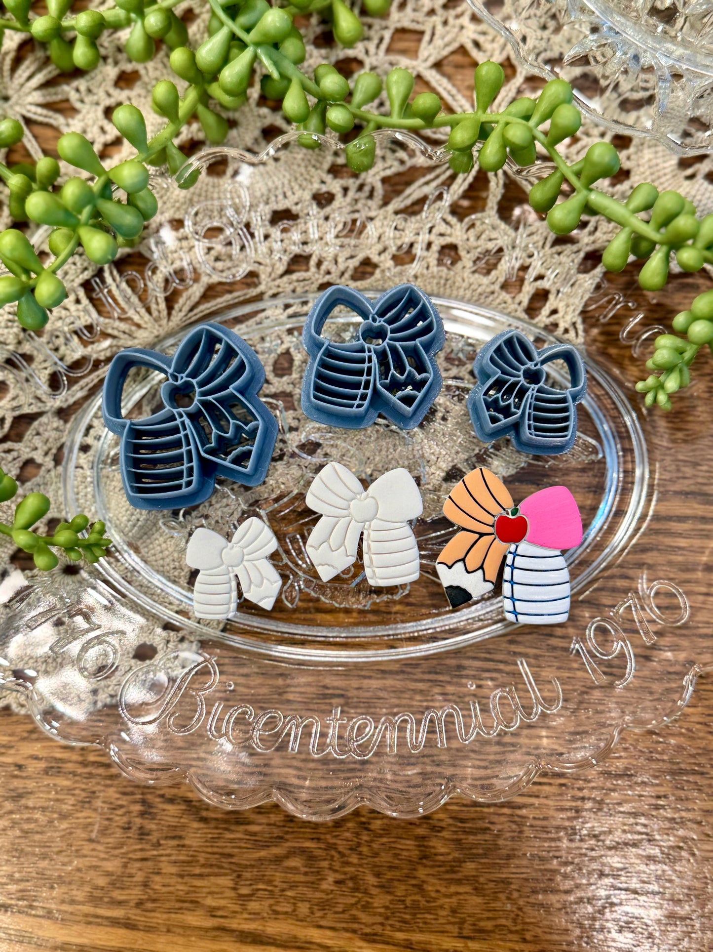 SCHOOL BOW | COQUETTE | CLAY CUTTERS