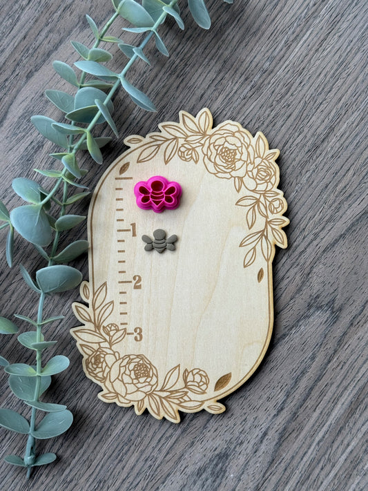 TINY BEE CLAY CUTTER | EASTER