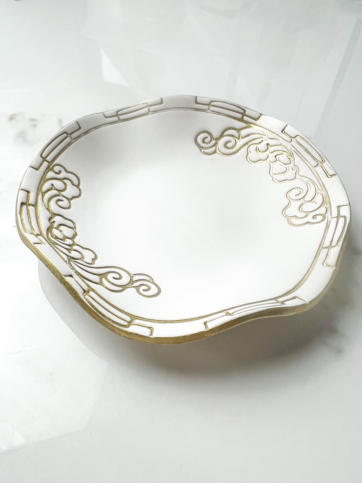 ORIENTAL CLOUD TRINKET DISH CLAY CUTTER