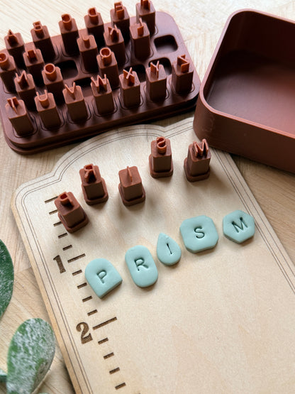 COMPACT UPPERCASE ALPHABET SET & CASE