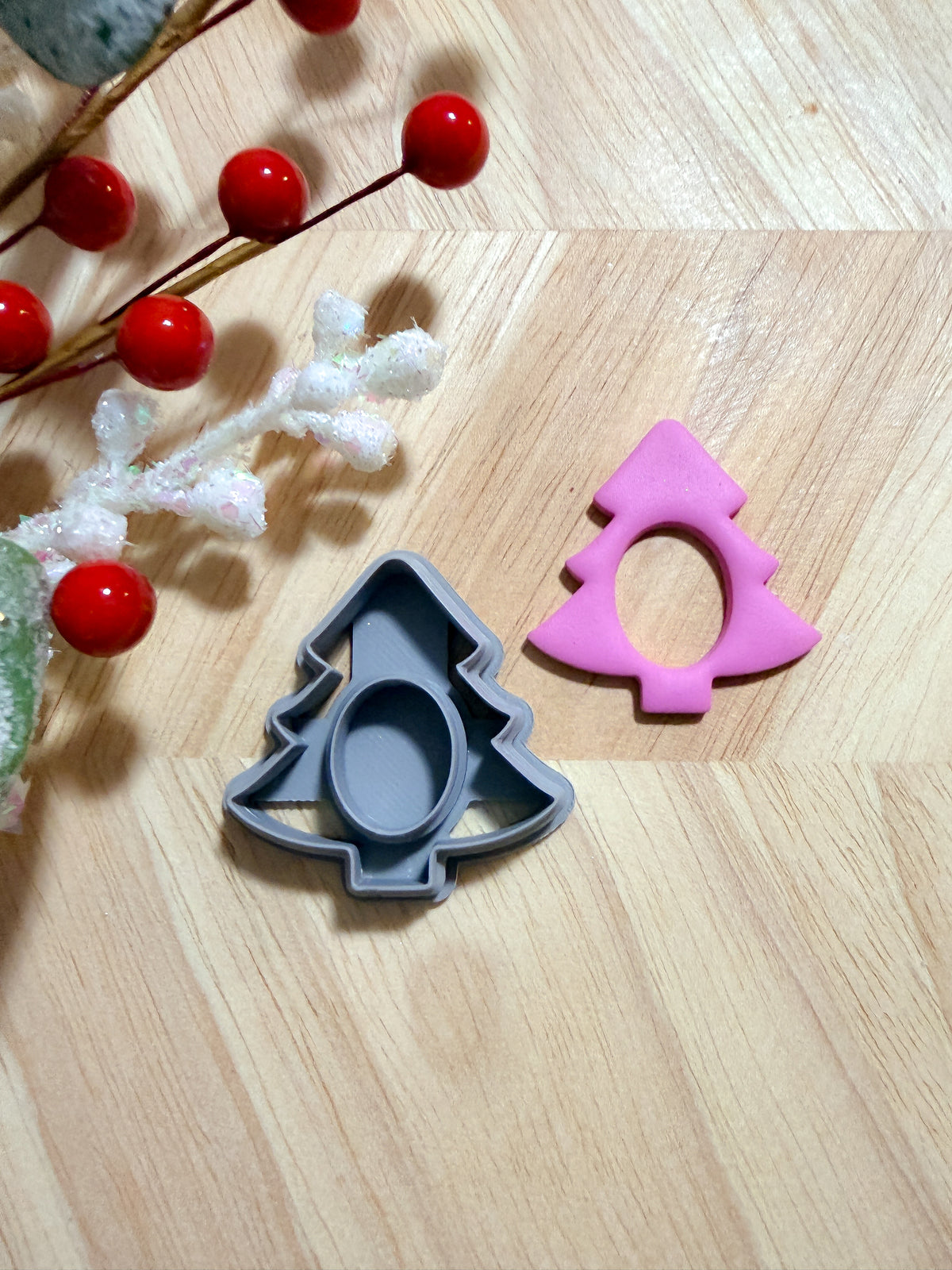 CHRISTMAS TREE DONUT CLAY CUTTER | CHRISTMAS | POLYMER CLAY CUTTER