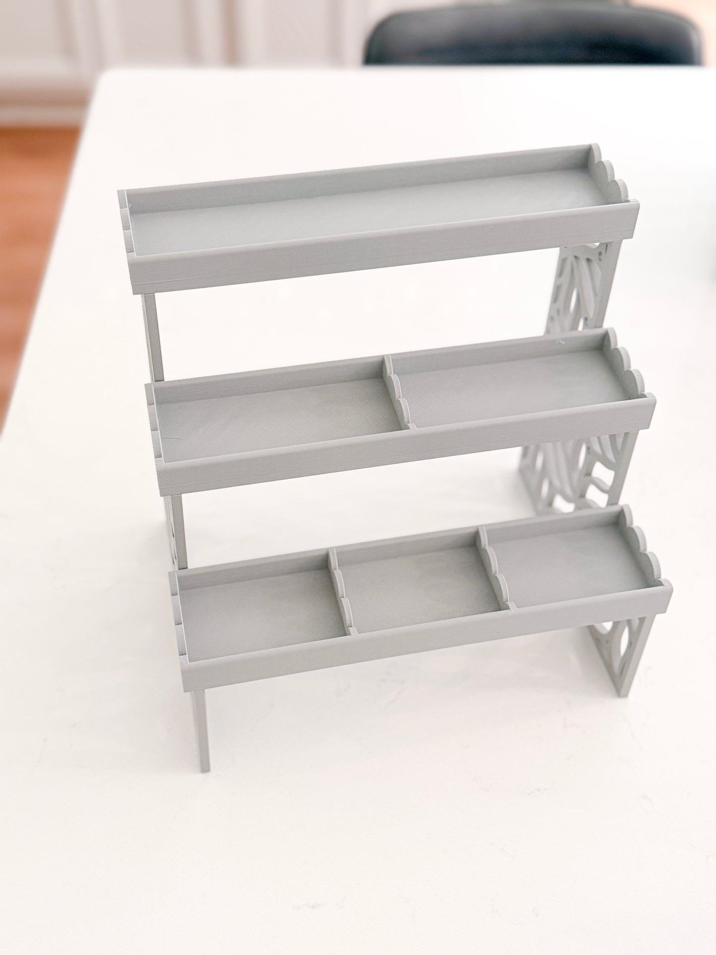 MODSHELF | SCALLOP SECTION TRAY | COMPONENTS | CUSTOM MODULAR CHARM BAR DISPLAY