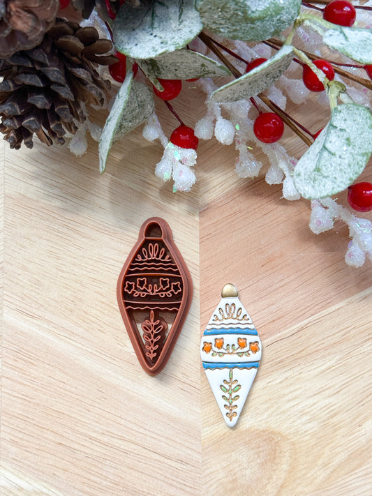 FOLKY LONG ORNAMENT | CHRISTMAS HOLIDAY | CLAY CUTTER