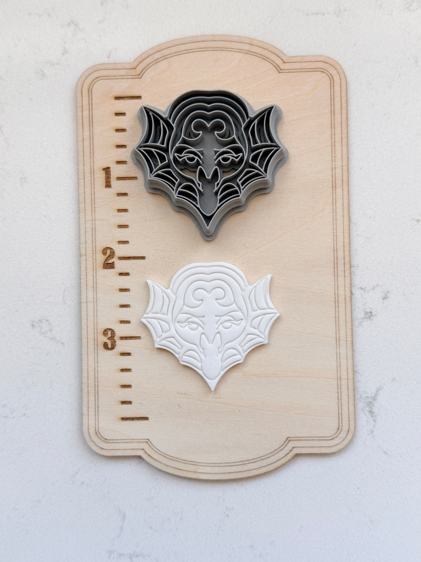 PIN UP BAT FACE | FALL AUTUMN | POLYMER CLAY CUTTERS