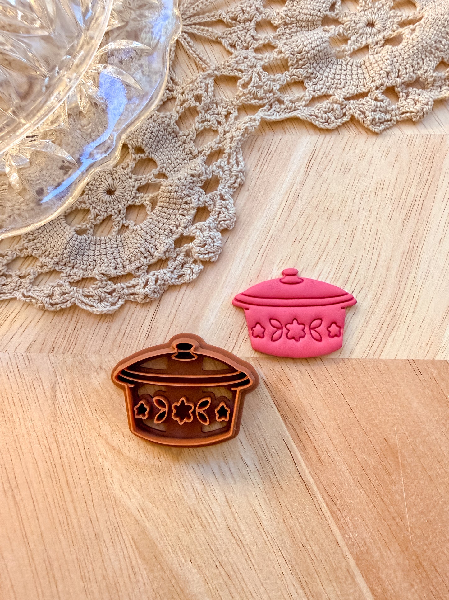 CASSEROLE COOKWARE DISH | VINTAGE KITCHEN | POLYMER CLAY CUTTER