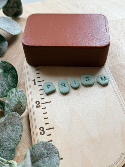 COMPACT UPPERCASE ALPHABET SET & CASE