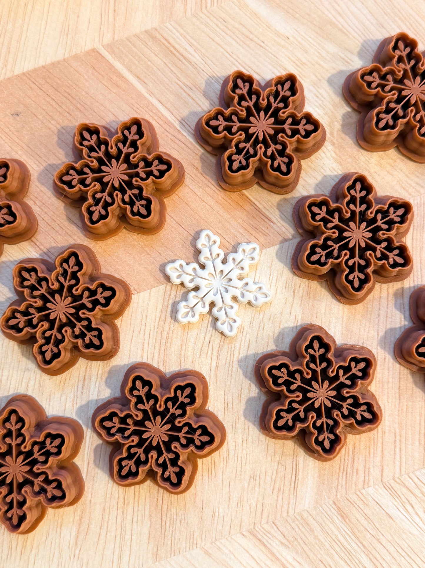 SCANDI SNOWFLAKE EARRING | CHRISTMAS HOLIDAY | CLAY CUTTER