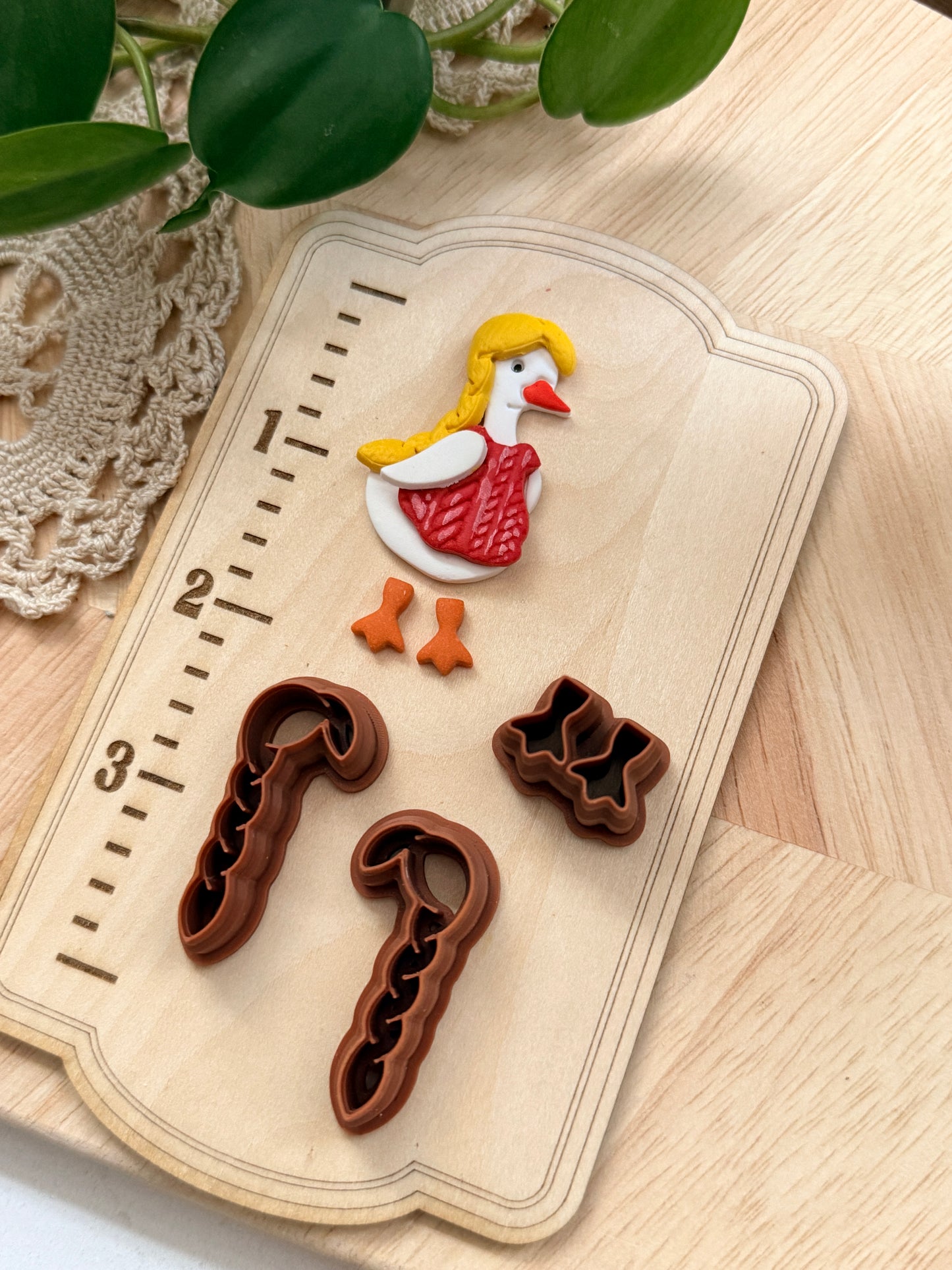 PORCH GOOSE HAIR BRAID OUTFIT | POLYMER CLAY CUTTERS