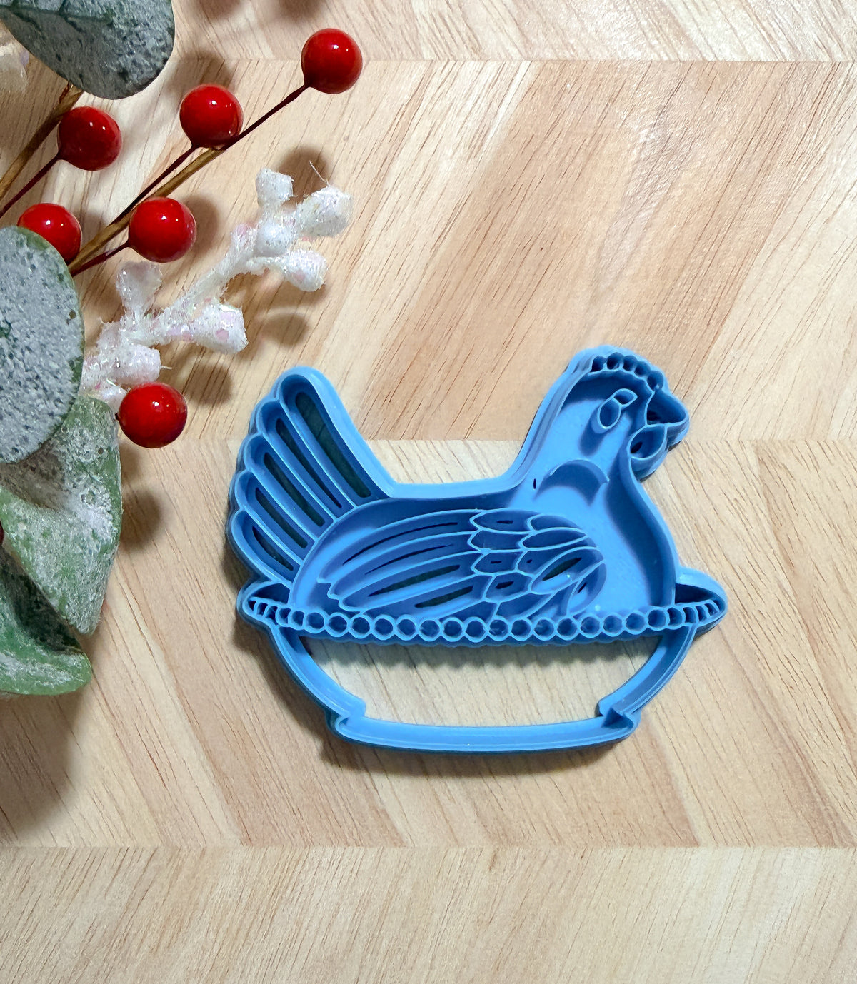 HEN ON NEST ORNAMENT CLAY CUTTER | CHRISTMAS | POLYMER CLAY CUTTER