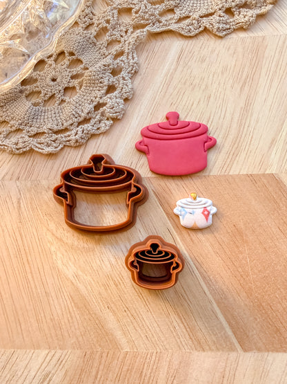 DUTCH OVEN | VINTAGE KITCHEN | POLYMER CLAY CUTTERS