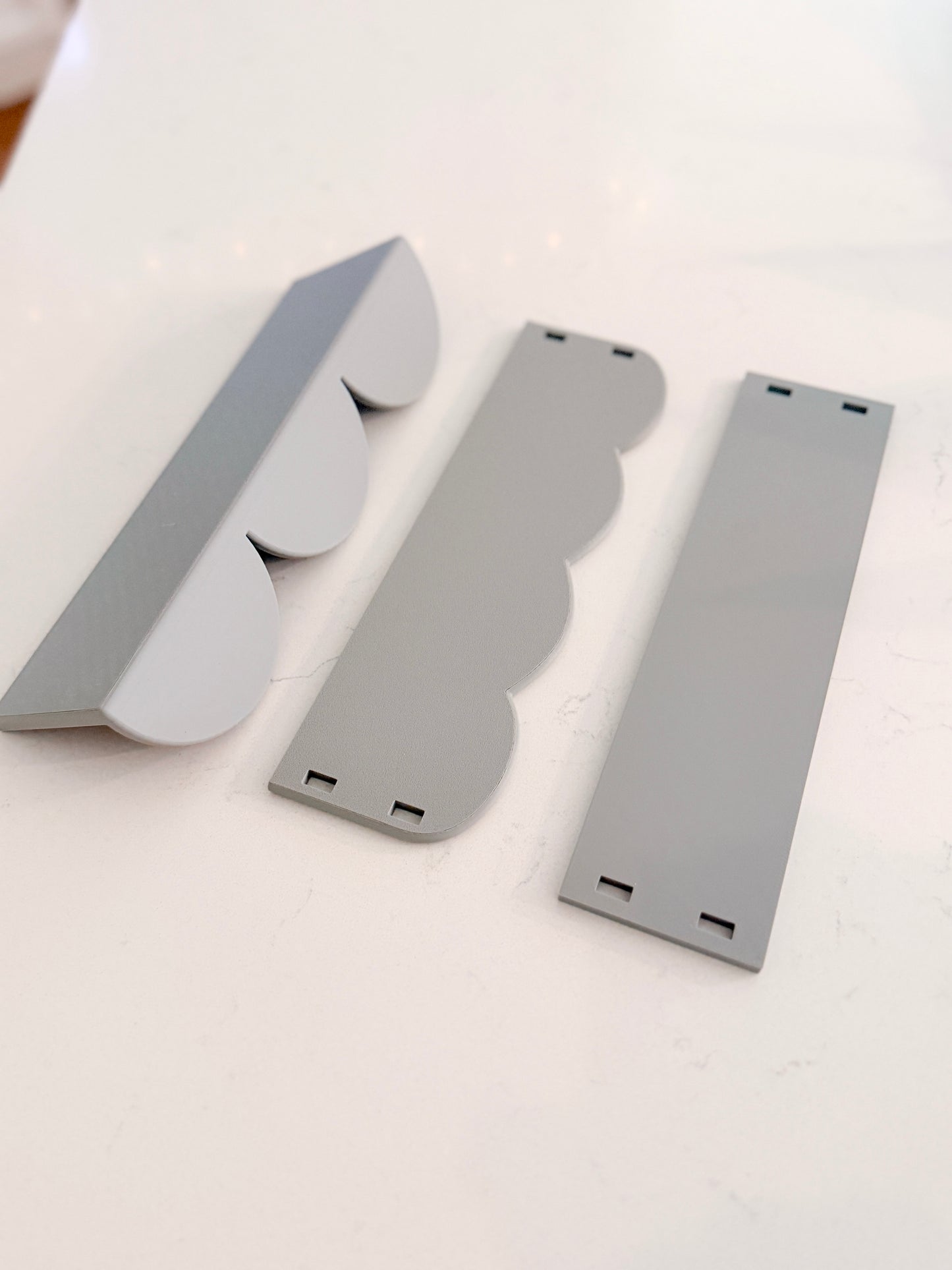 MODSHELF | FLAT & SLOTTED SHELVES | COMPONENTS | CUSTOM MODULAR CHARM BAR DISPLAY