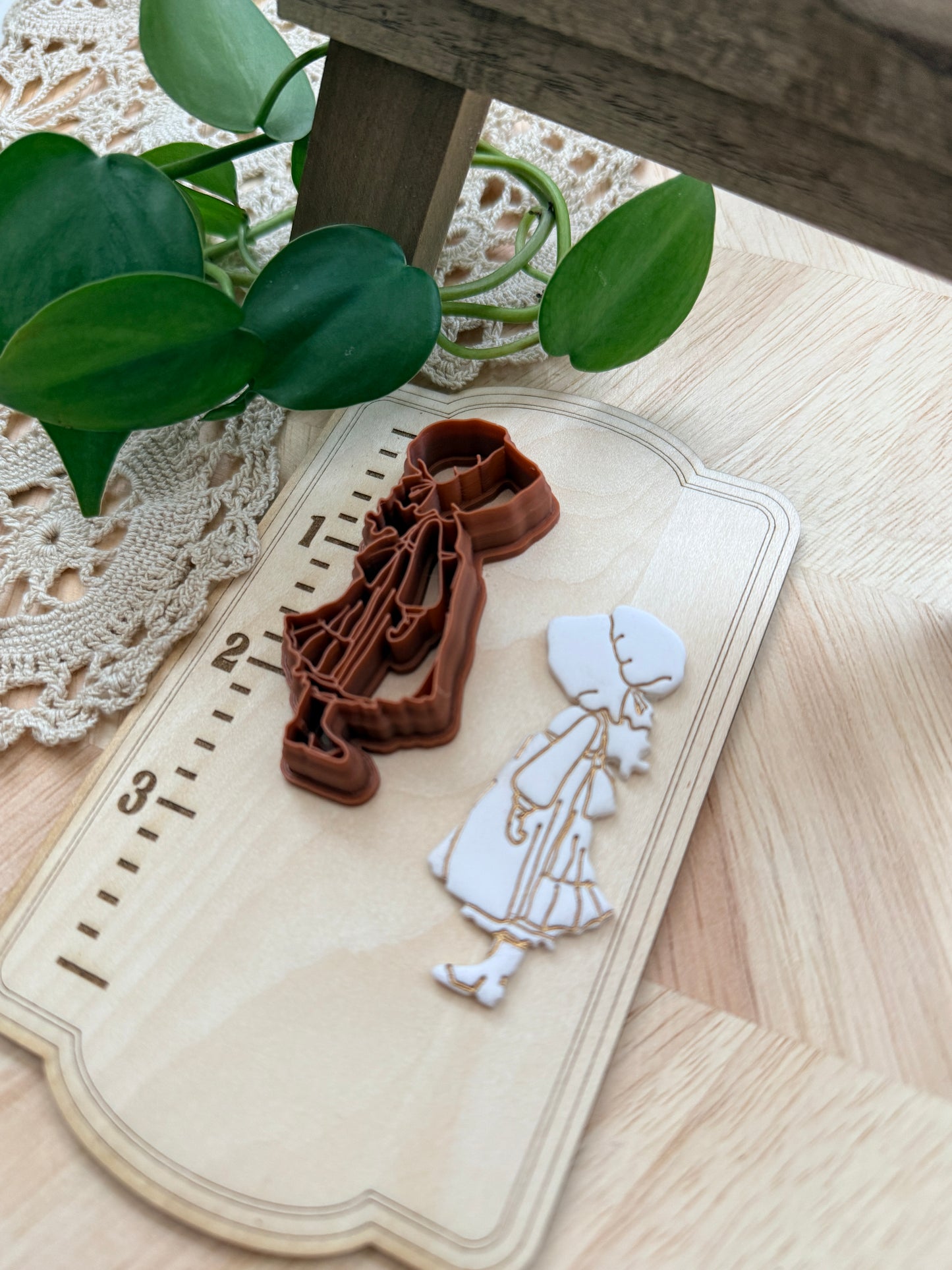 HOLLY HOBBY IMPRINT 2 SIZES | Grandma Core | Polymer Clay Cutter