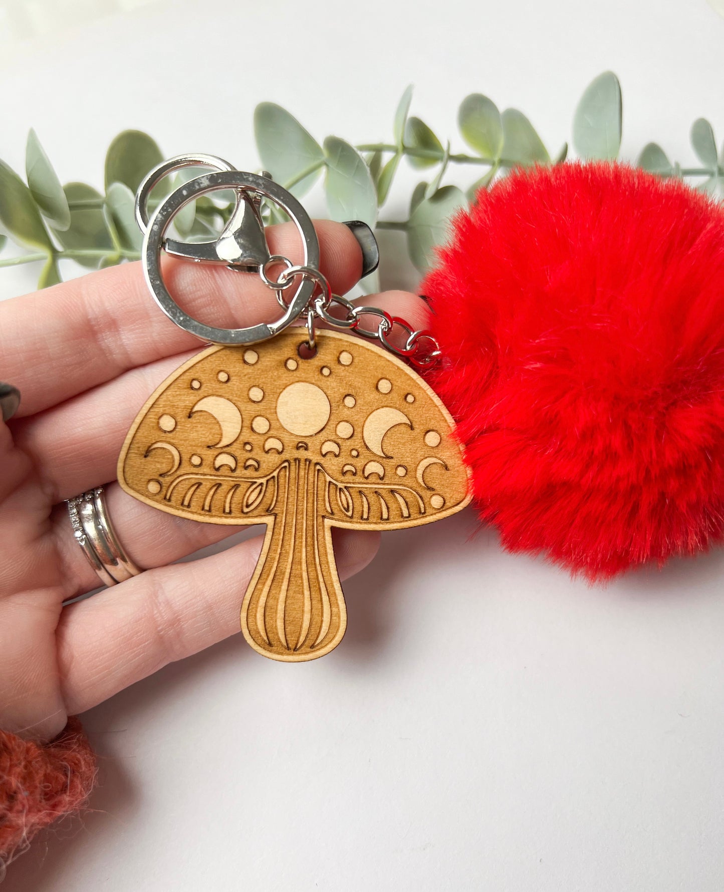 MOON PHASE MUSHROOM POMPOM KEYCHAIN | WOOD