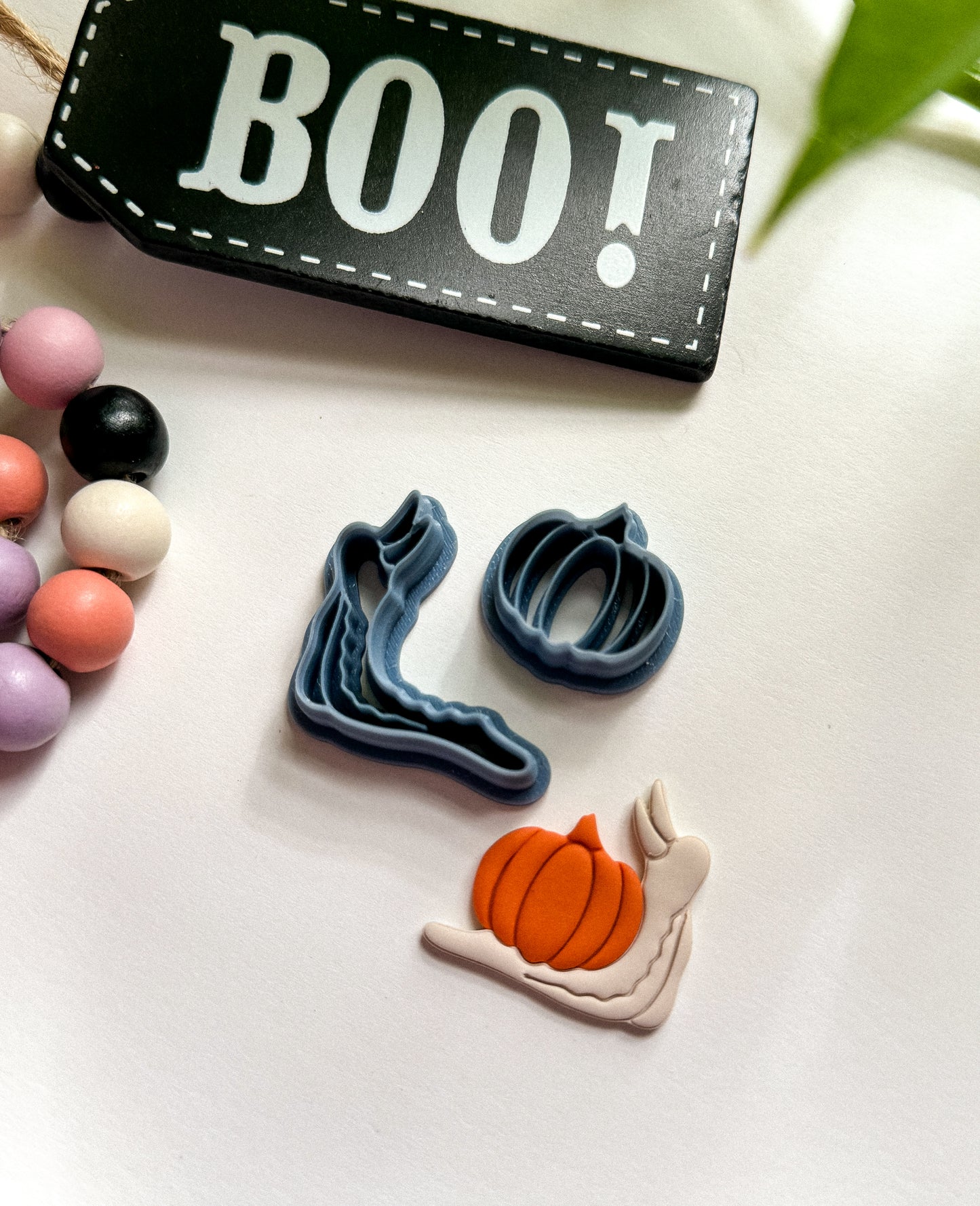 SNAIL WITH PUMPKIN SHELL | HALLOWEEN | CLAY CUTTERS