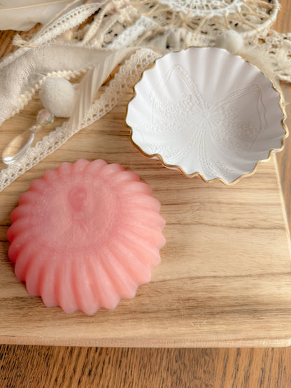 SCALLOPED SILICONE TRINKET DISH MOLD