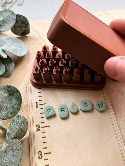 COMPACT UPPERCASE ALPHABET SET & CASE