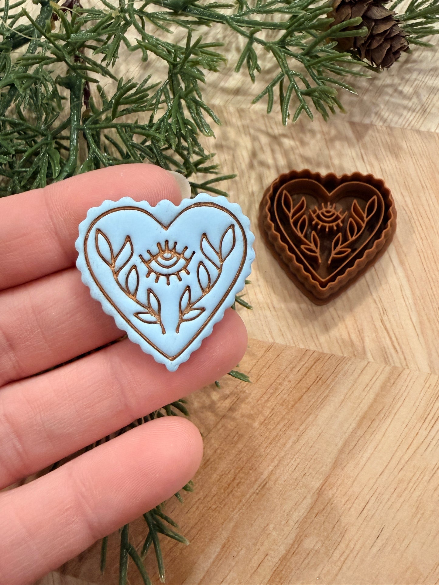 SCALLOPED EYE HEART CLAY CUTTER | VALENTINES HOLIDAY | POLYMER CLAY CUTTER