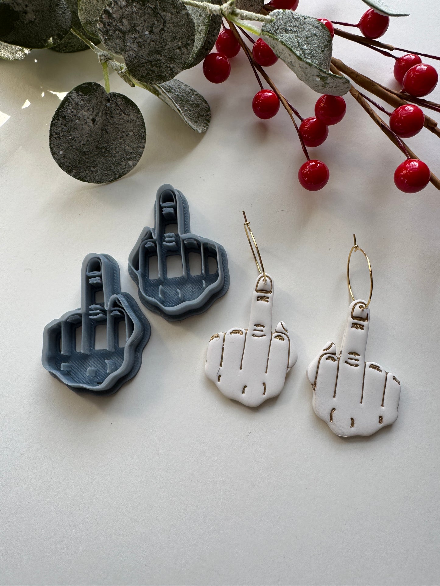 MIDDLE FINGER ORNAMENT | INAPPROPRIATE | CLAY CUTTER