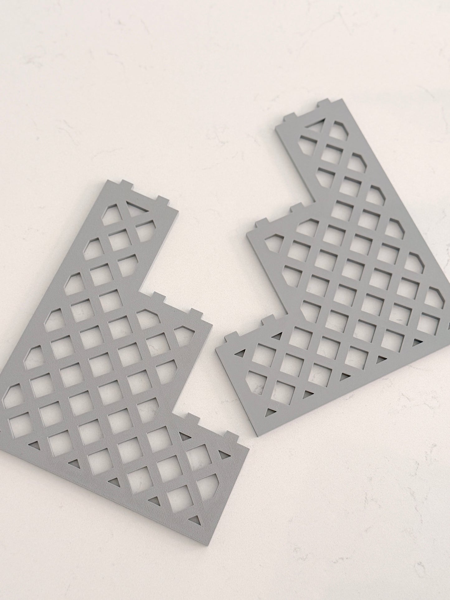 MODSHELF | VERTICAL LEG STANDS | COMPONENTS | CUSTOM MODULAR CHARM BAR DISPLAY