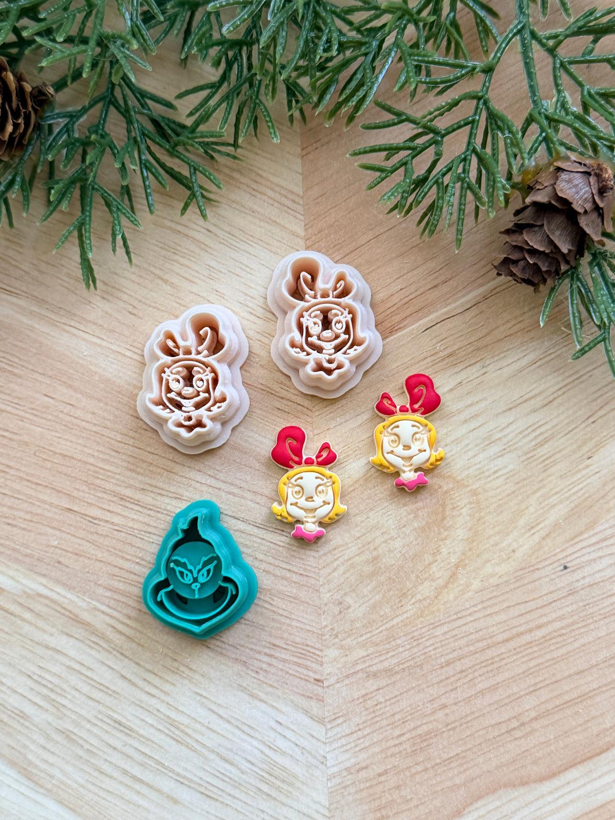 CINDY LOU WHO STUD SET | CHRISTMAS HOLIDAY | POLYMER CLAY CUTTERS