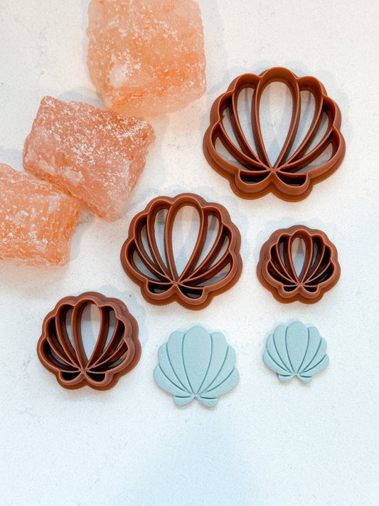 SCALLOPED CLAM SHELL SIMPLE | OCEAN | SUMMER | CLAY CUTTERS