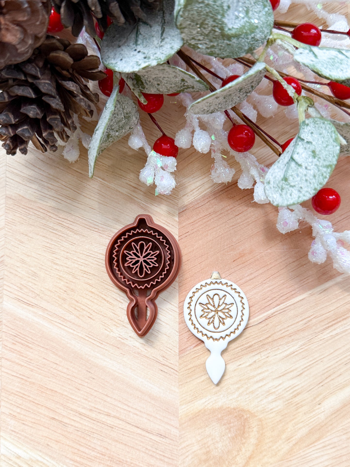 BURST ORNAMENT | CHRISTMAS HOLIDAY | CLAY CUTTER