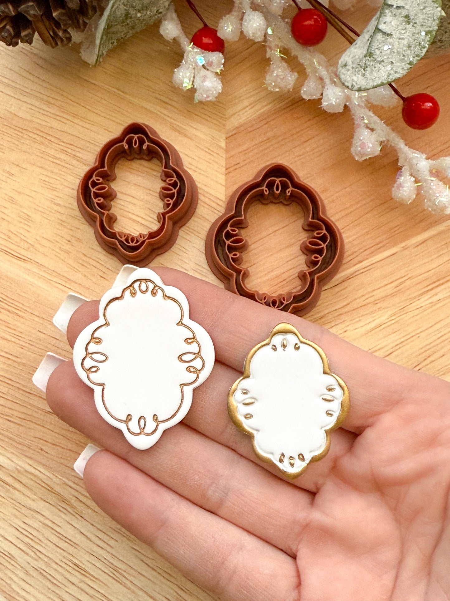 FILAGREE FRAME | CHRISTMAS HOLIDAY | CLAY CUTTER