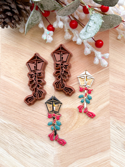 HOLIDAY STREET LAMP POST | CHRISTMAS HOLIDAY | CLAY CUTTER