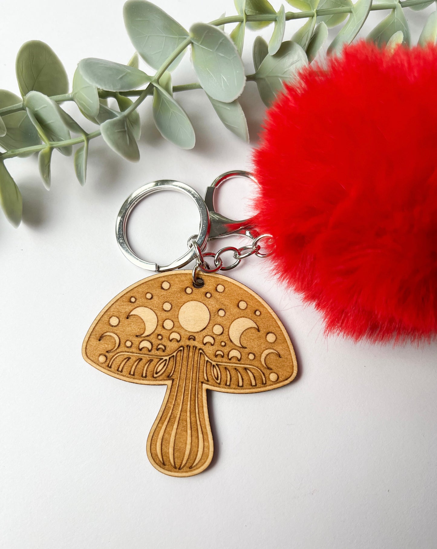 MOON PHASE MUSHROOM POMPOM KEYCHAIN | WOOD