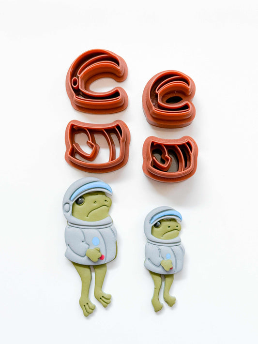 ASTRONAUT SET | FROG OUTFIT | CLAY CUTTERS