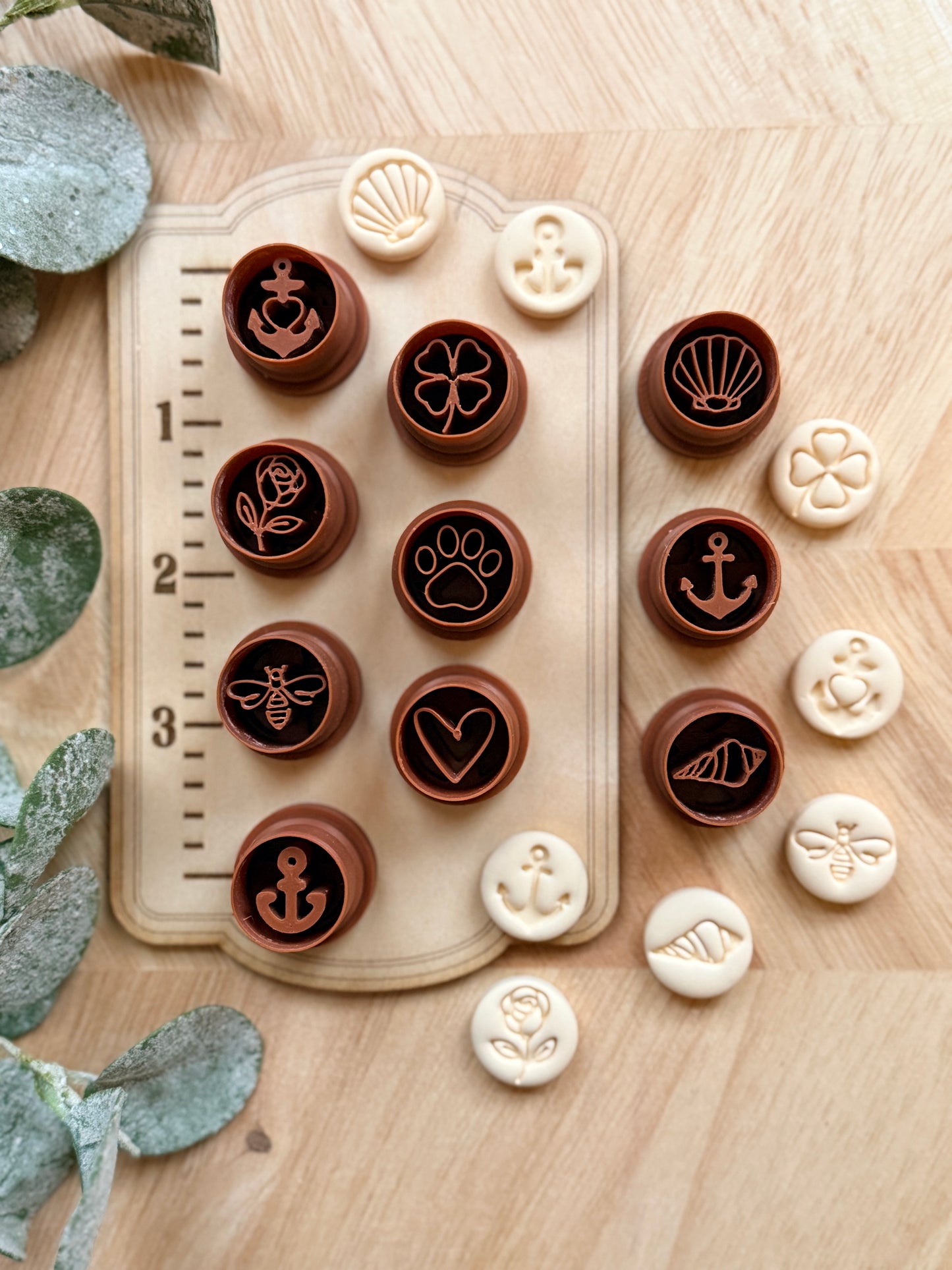 ROUND IMPRINTED CHARM CUTTERS | CLAY CUTTERS | POLYMER CLAY CUTTERS
