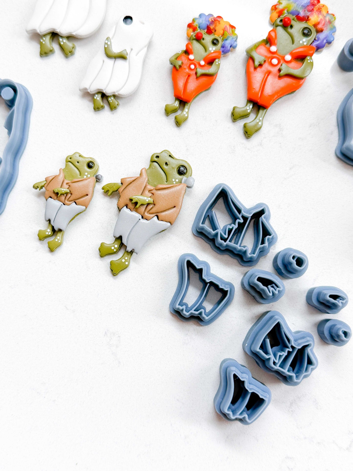 HALLOWEEN COSTUMES  | FROG OUTFIT | CLAY CUTTERS