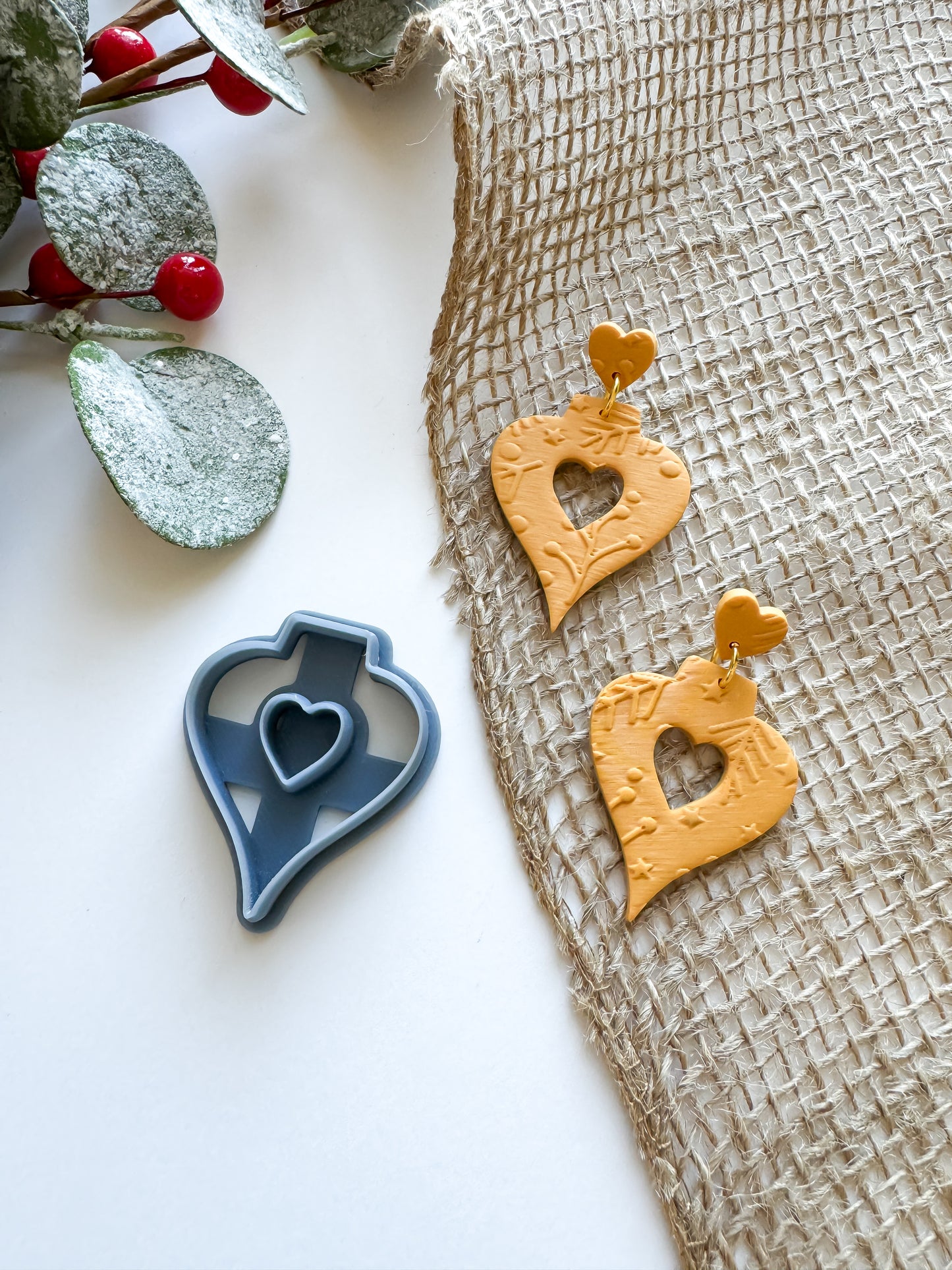 HEART DONUT ORNAMENT EARRING | CHRISTMAS 2024 | CLAY CUTTER