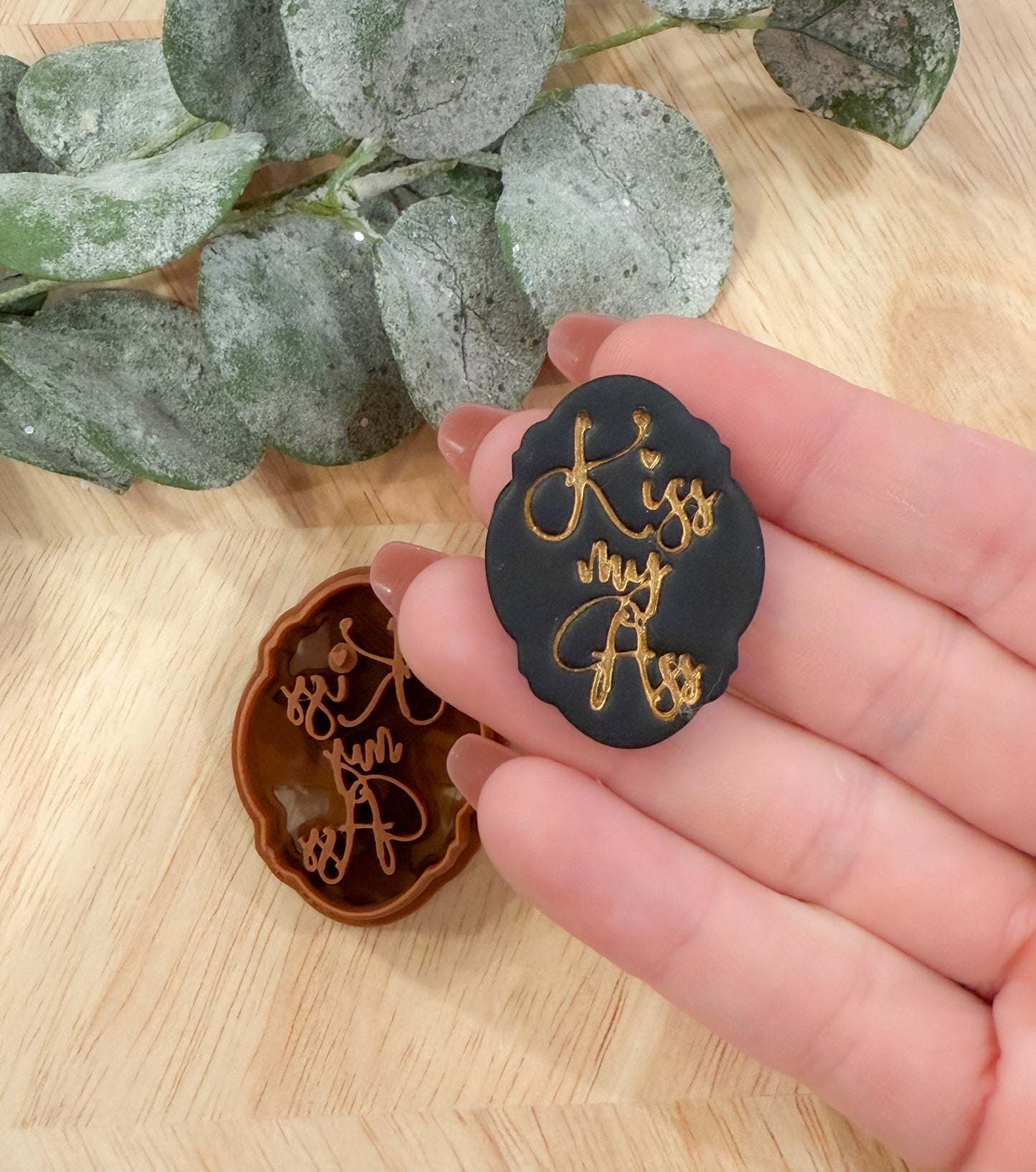 KISS MY A*S FRAMED | BAD WORDS | INAPPROPRIATE SAYINGS | CLAY CUTTER