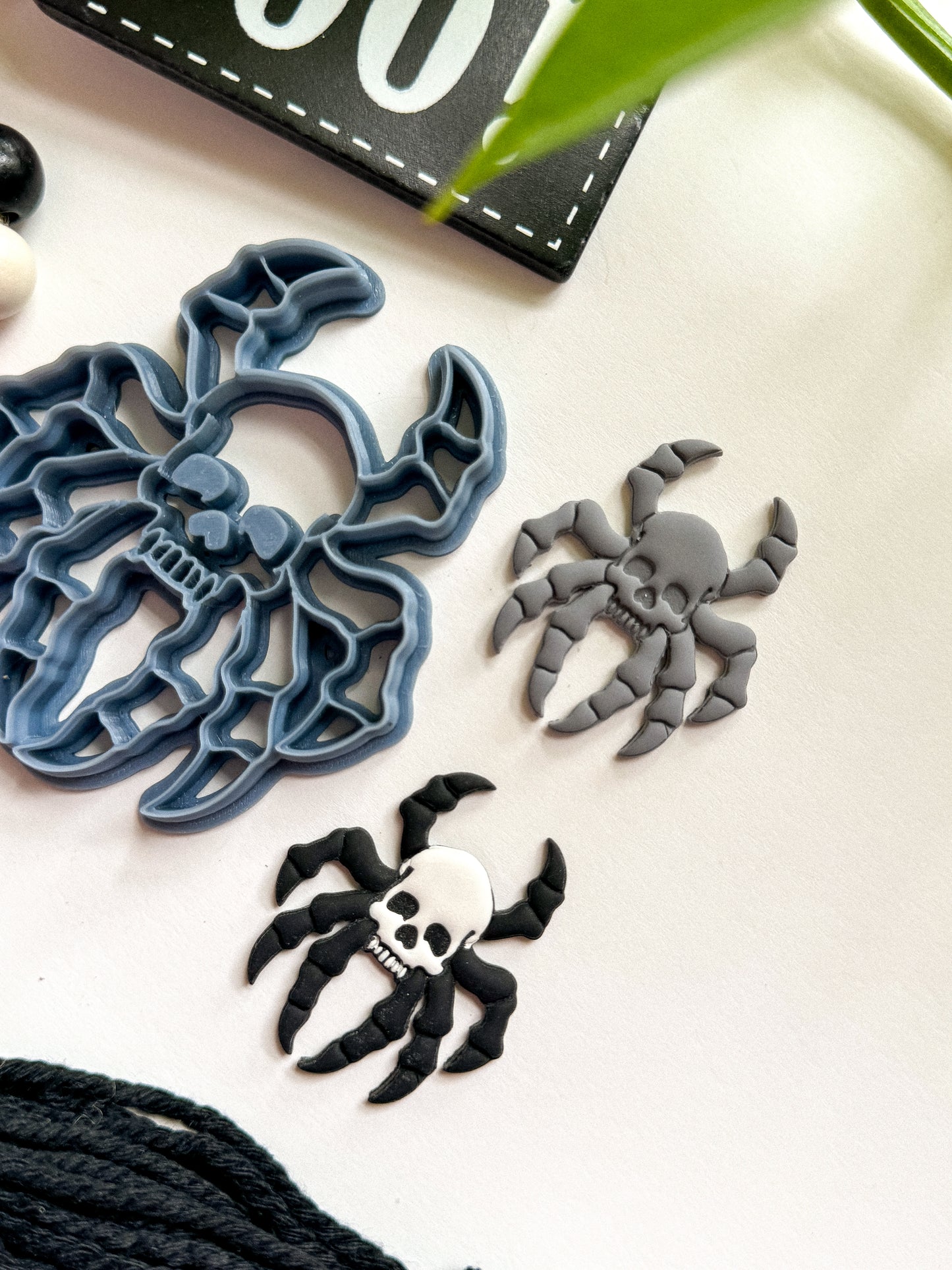 SKULL SPIDER | HALLOWEEN | CLAY CUTTERS