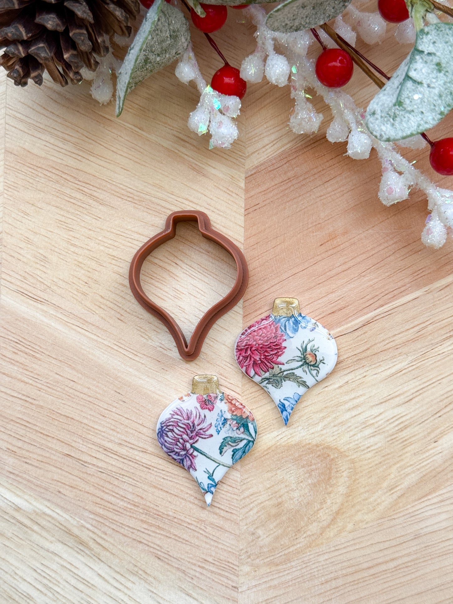 EMPTY ORNAMENT | CHRISTMAS HOLIDAY | CLAY CUTTER