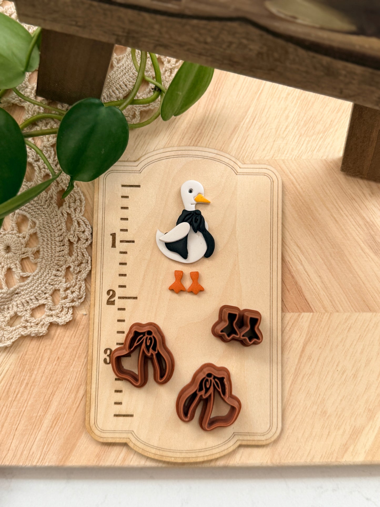 PORCH GOOSE CAPE OUTFIT | POLYMER CLAY CUTTERS